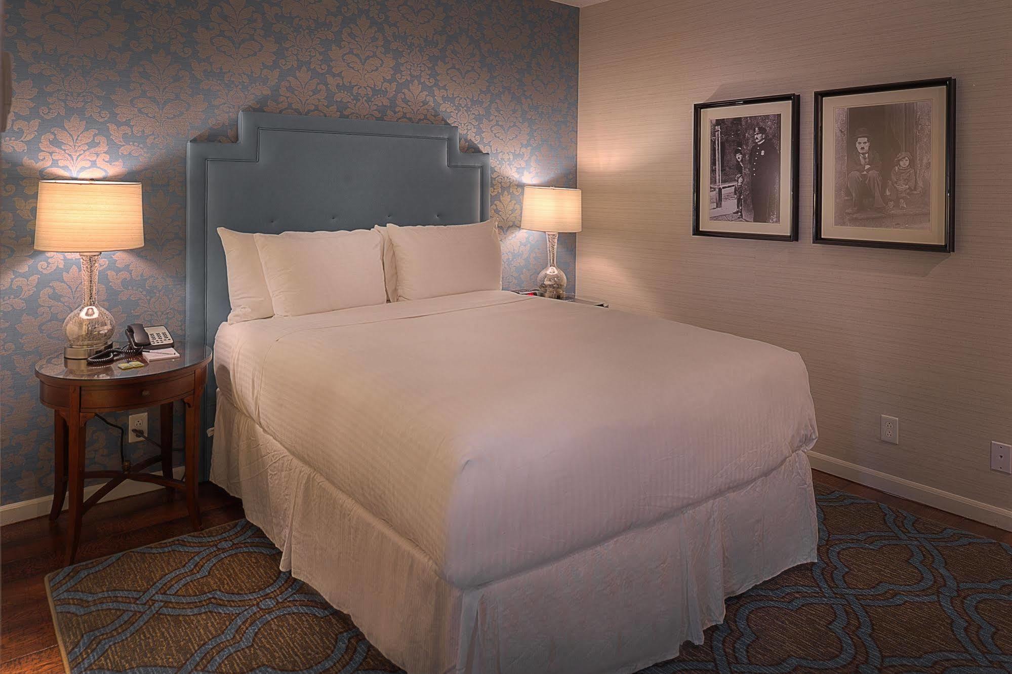 Seven Gables Inn, St Louis West, A Tribute Portfolio Hotel Клейтон Экстерьер фото